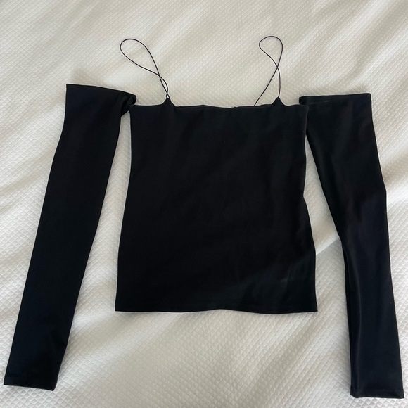 Joah Brown off the shoulder long sleeve - Picture 2 of 5